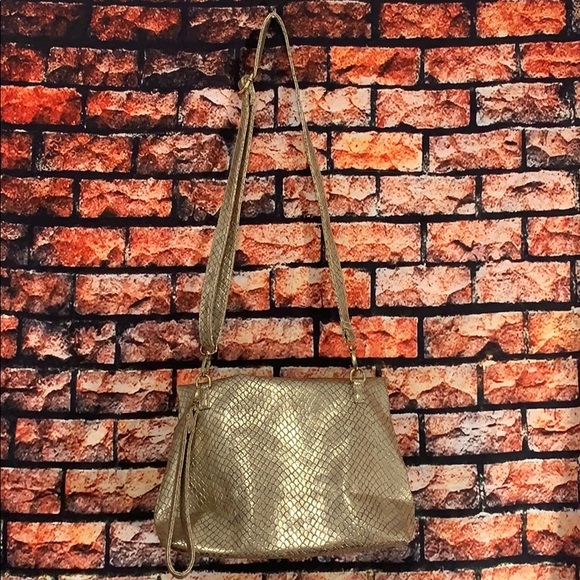 Urban Originals Metallic Flap Over Shoulder Bag - Picture 2 of 14